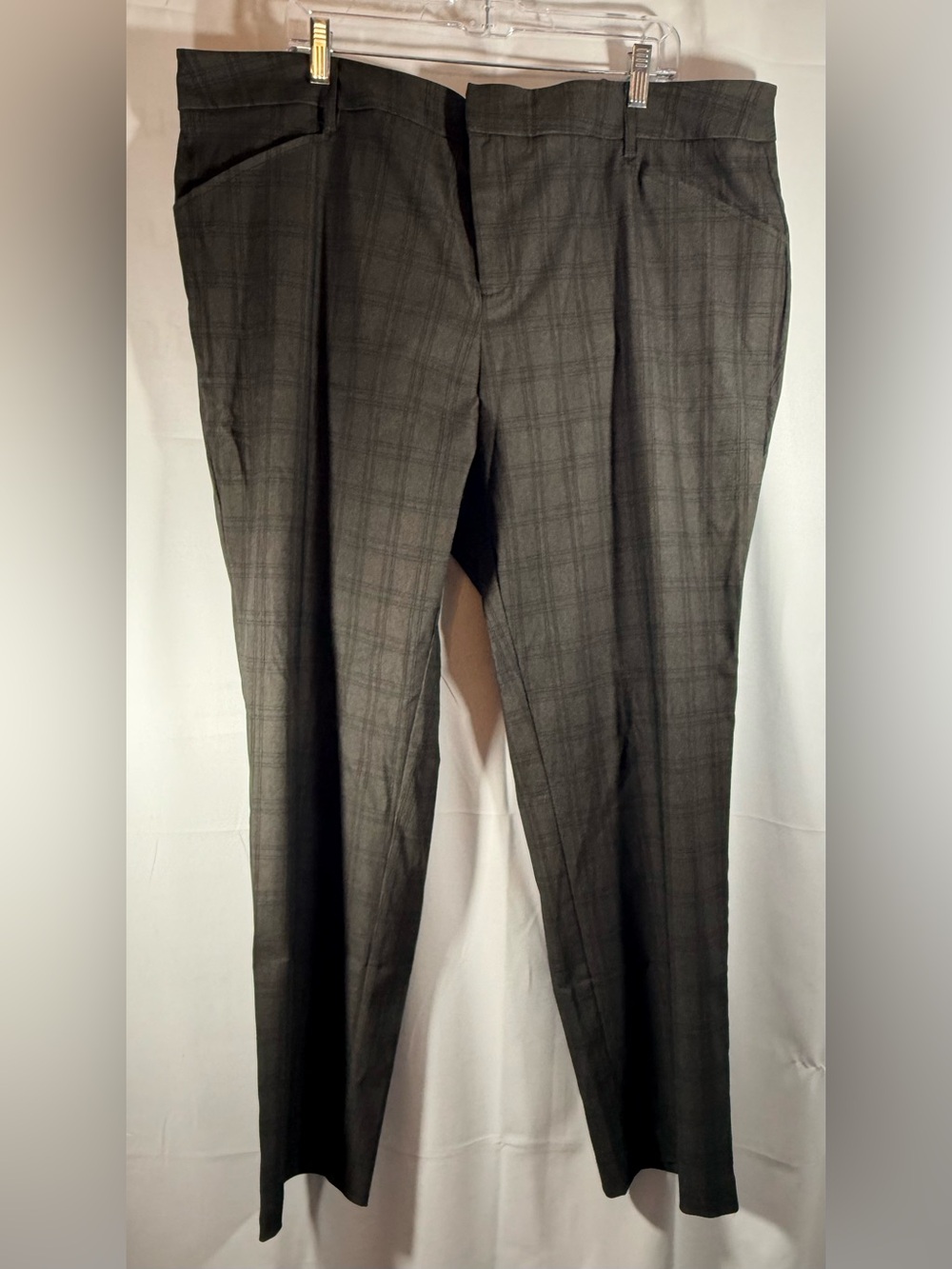 Torrid Plaid Modern Straight Leg Pants Size 24R NWT